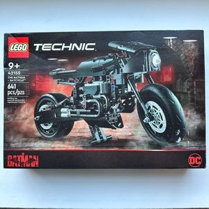 LEGO Technic The Batman Batcycle 42155
